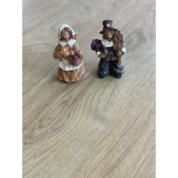 Ganz Thanksgiving Couple Figurines Pair EG885 Resin 4" Tall - Picture 1 of 9